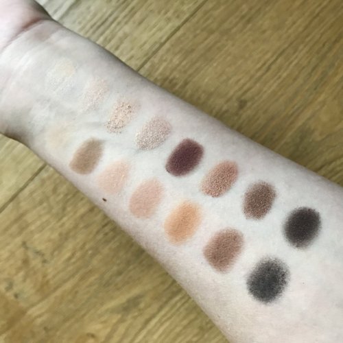 LORAC PRO 3 palette swatches